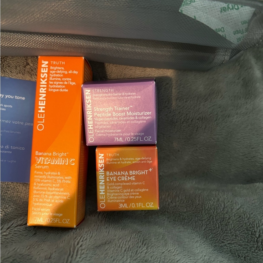 Ole Henriksen Skincare Set with Clear Travel Bag - Picture 3 of 6